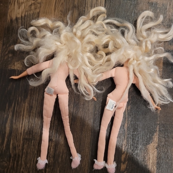 Vintage Washable 1993 Barbie Dolls Set of 2 - Picture 4 of 4